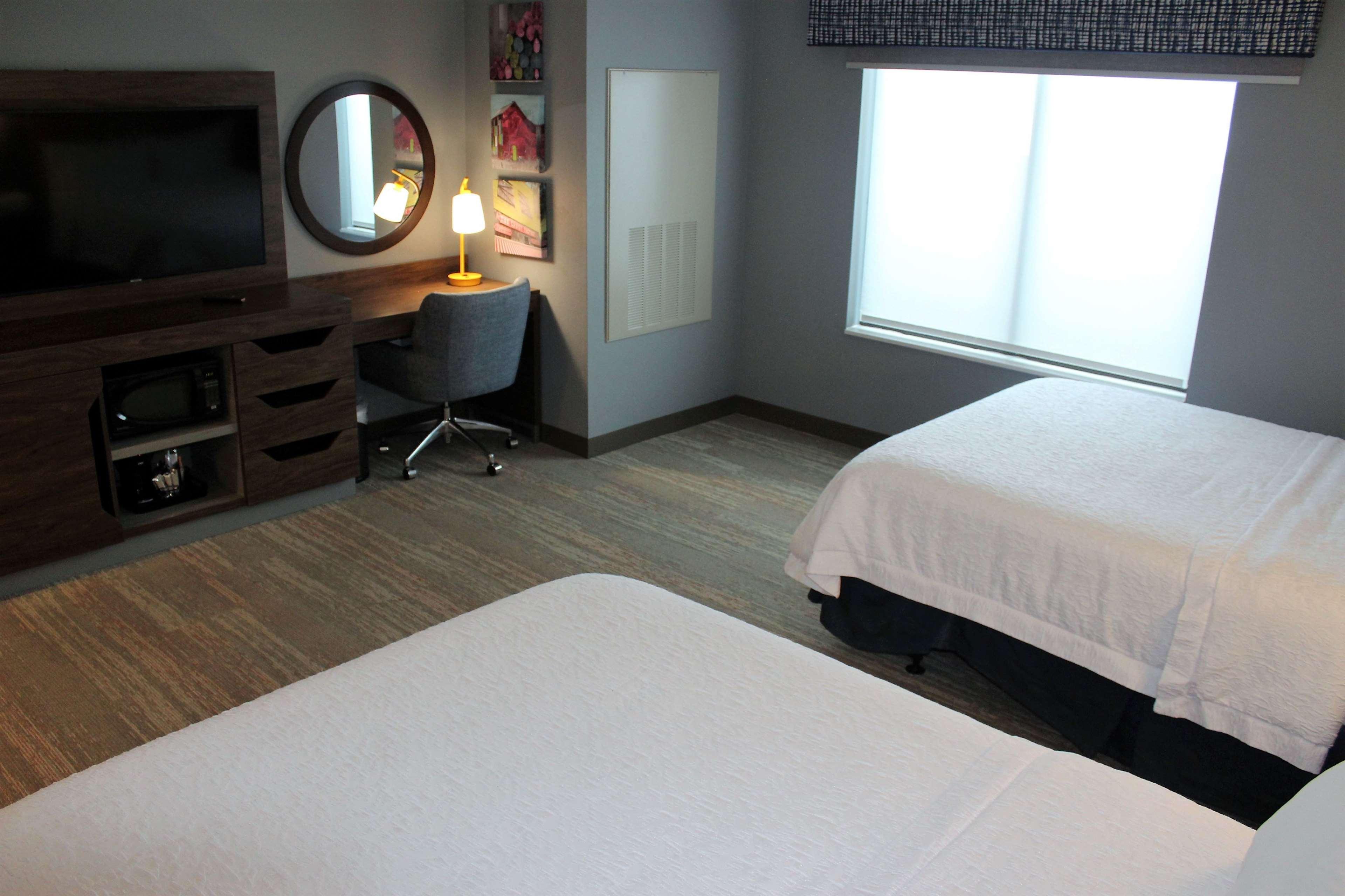 Hampton Inn Лексингтон Экстерьер фото