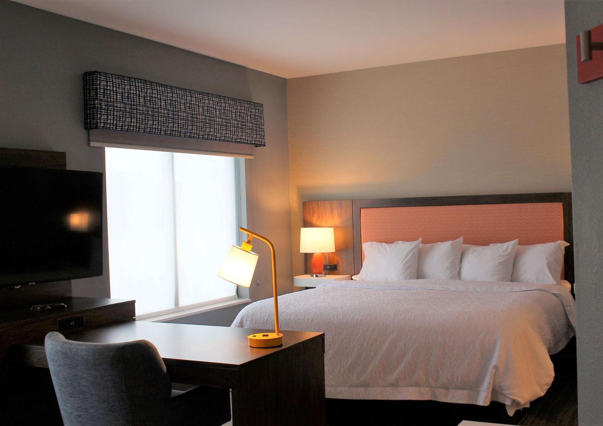 Hampton Inn Лексингтон Экстерьер фото